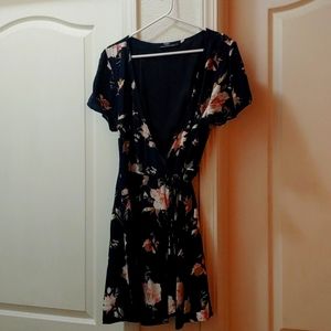 Navy Abercrombie and Fitch wrap dress